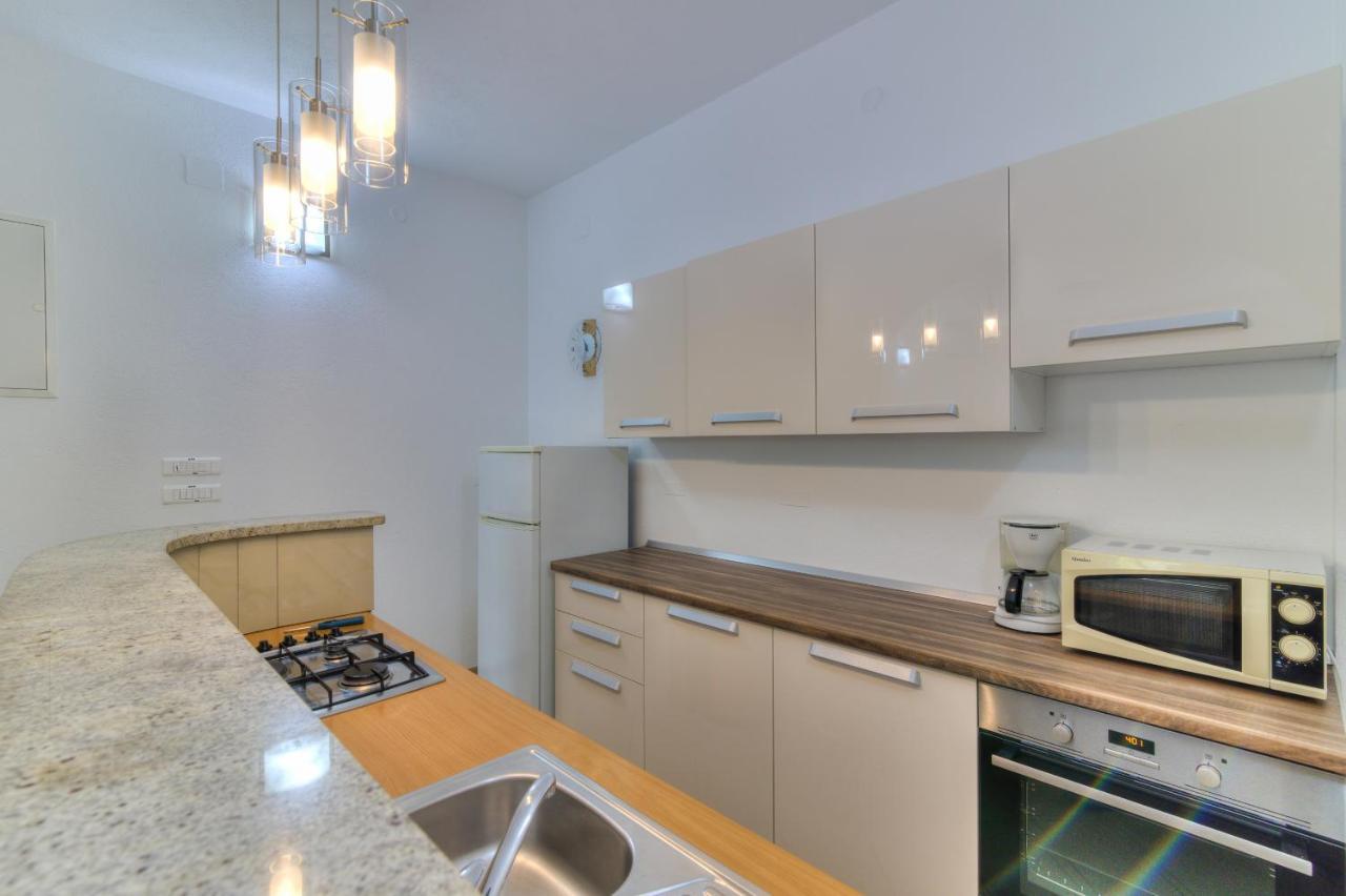 Dora Apartment Сень Экстерьер фото