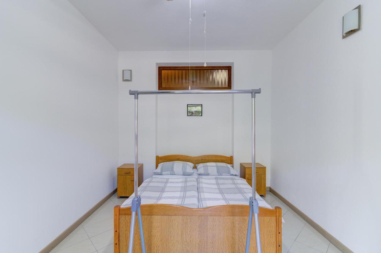 Dora Apartment Сень Экстерьер фото